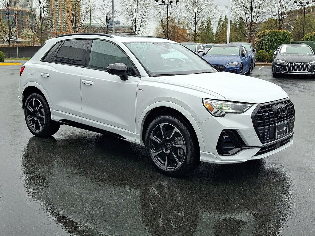 Thumbnail: 2025 Audi Q3 - 3
