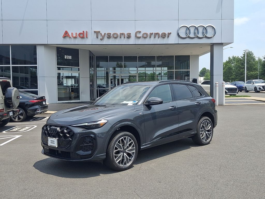 Thumbnail: 2026 Audi Q5 - 1