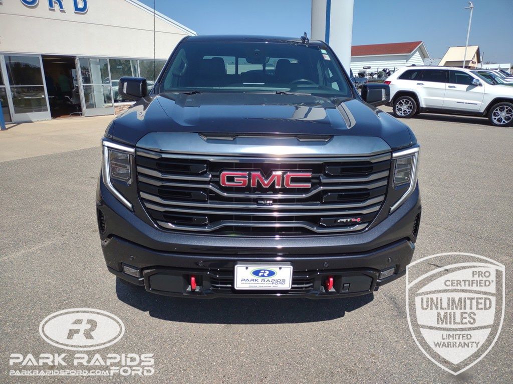 2023 GMC Sierra 1500 AT4 photo