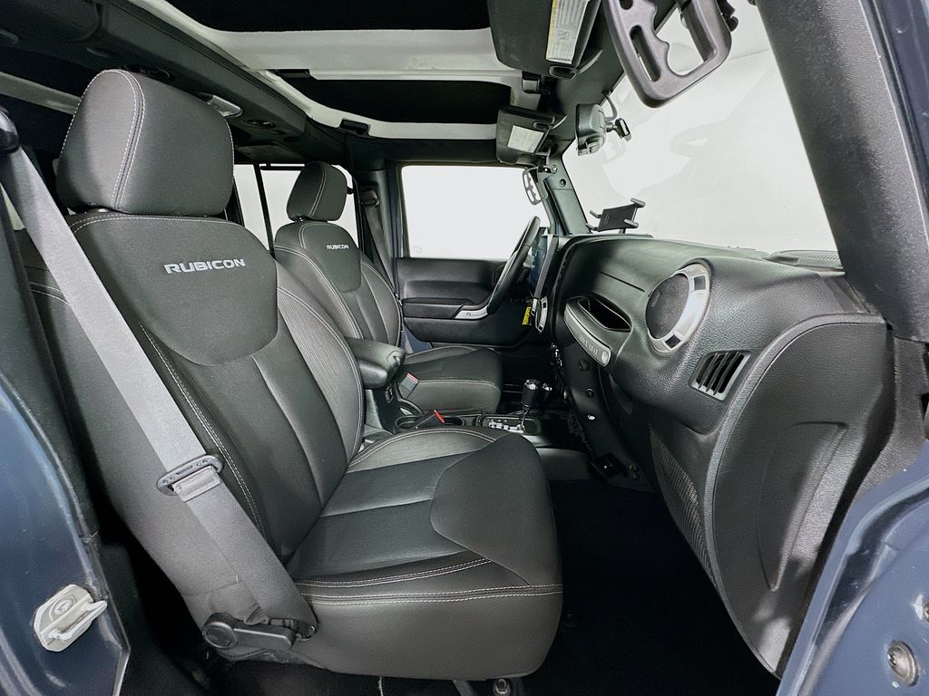 Thumbnail: 2018 Jeep Wrangler - 27