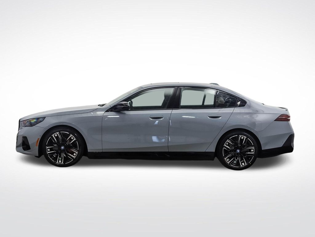 Thumbnail: 2024 BMW i5 - 2