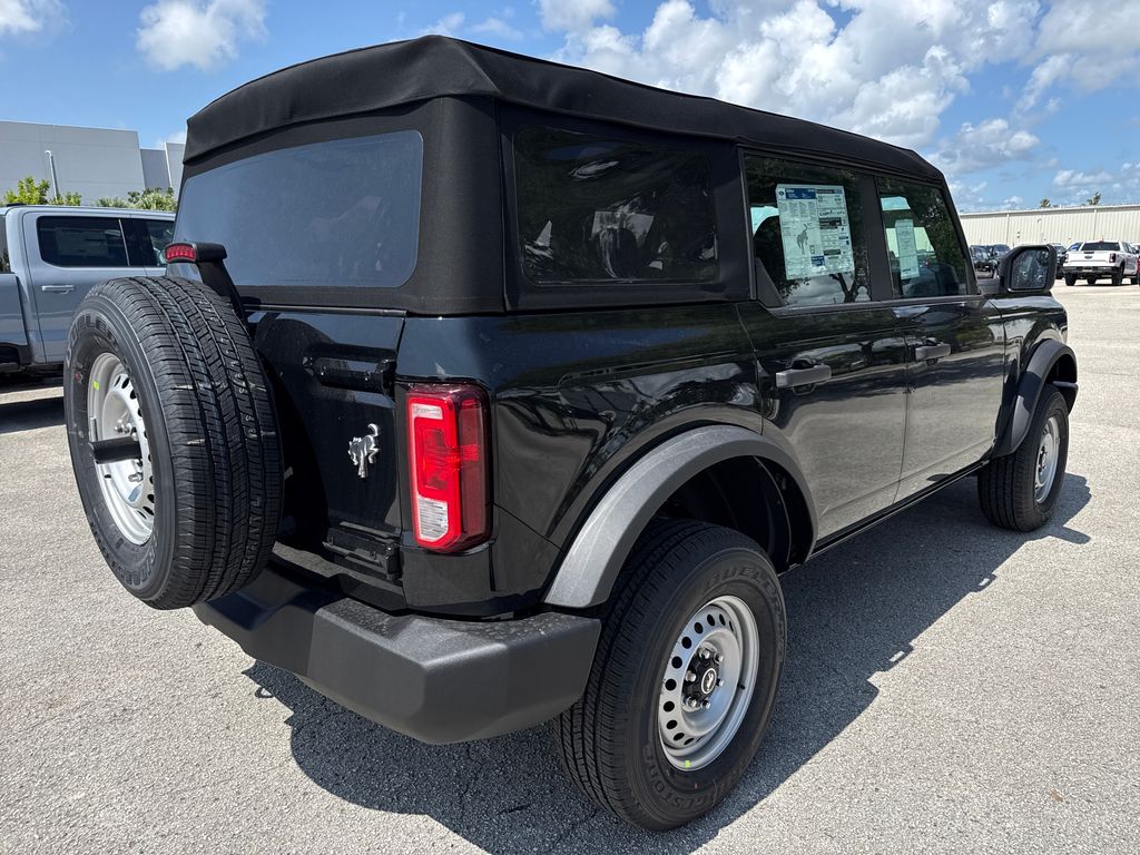 2026 Ford Bronco Base 4X4 SUV