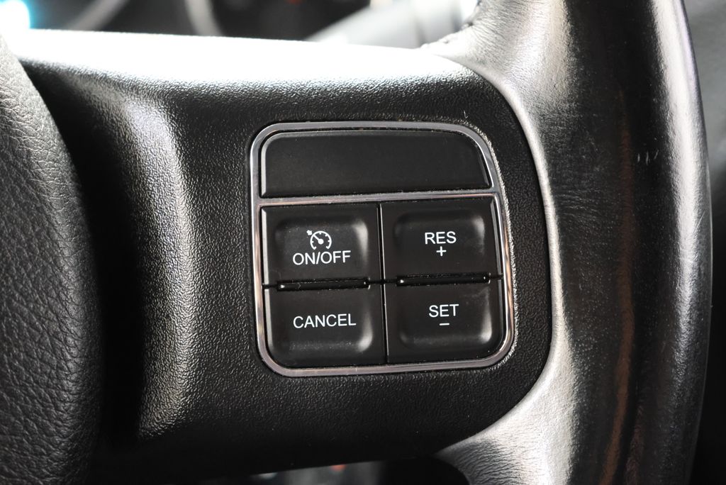 Thumbnail: 2013 Jeep Wrangler - 17