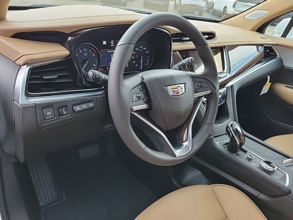 2025 Cadillac XT6 Premium Luxury 13