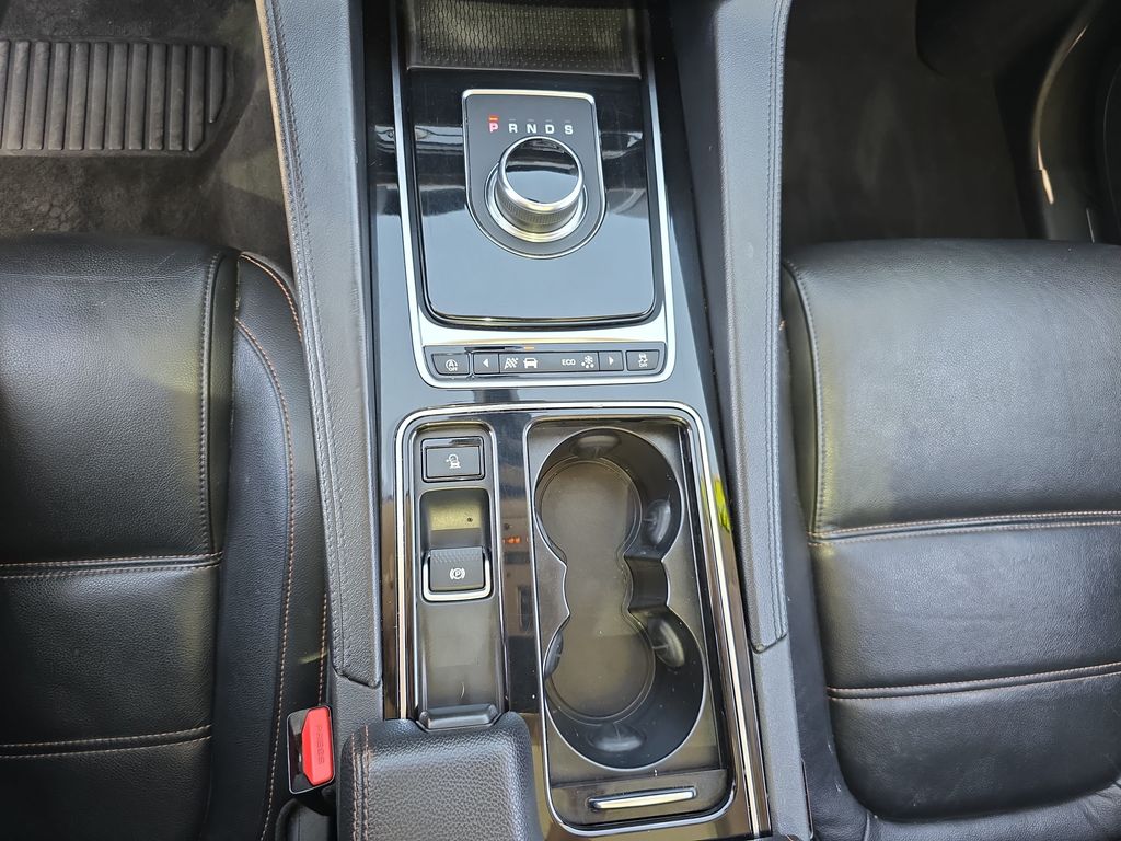 Used 2019  Jaguar 30t Prestige image 28