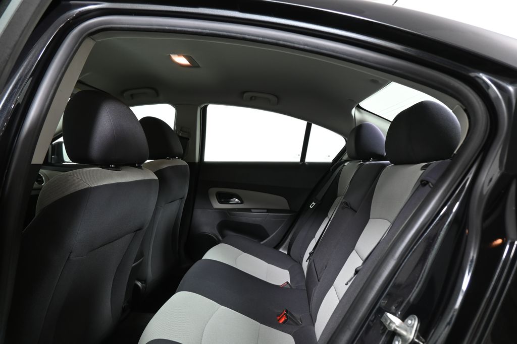 Thumbnail: 2014 Chevrolet Cruze - 29