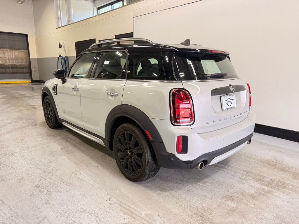 2022 MINI Cooper Countryman Signature 3