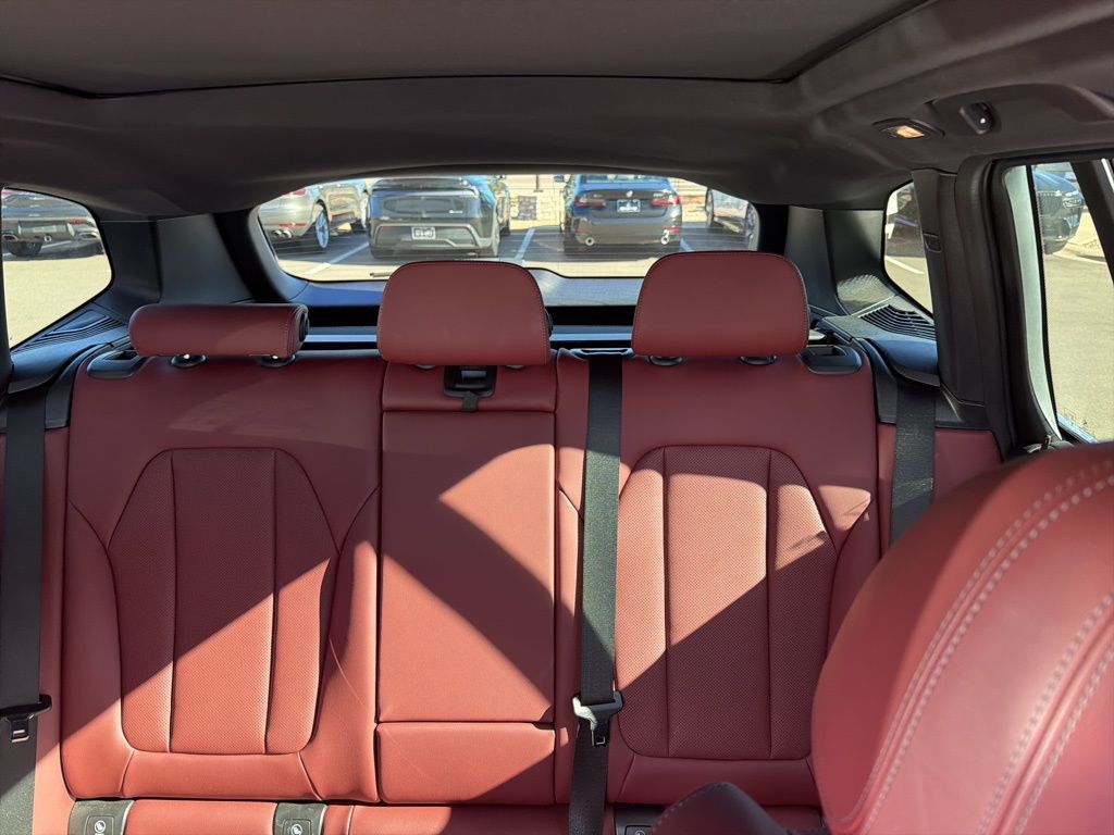 Thumbnail: 2023 BMW X3 - 6