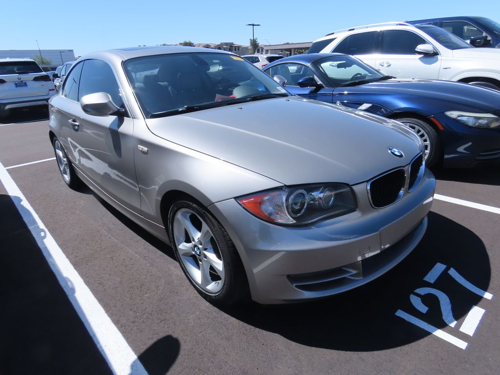 Thumbnail: 2011 BMW 1 Series - 2