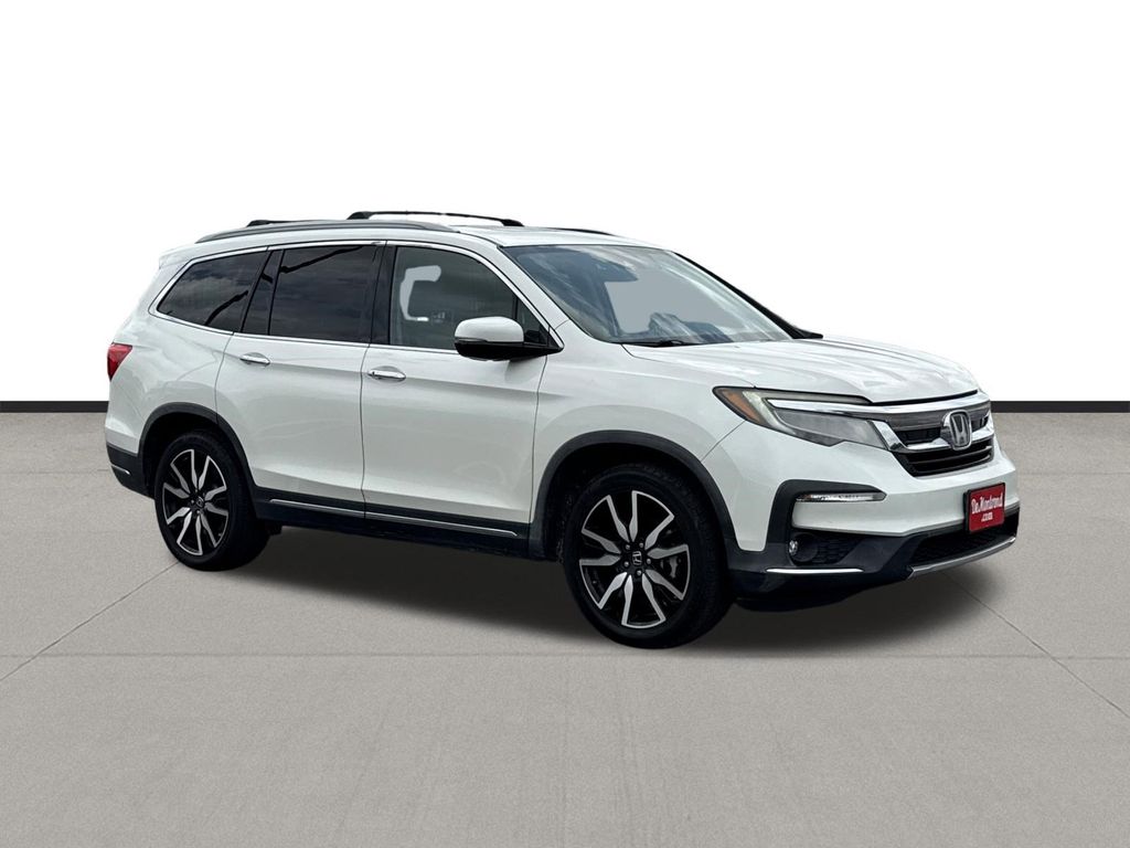 2019 Honda Pilot Touring  at Gullo Toyota