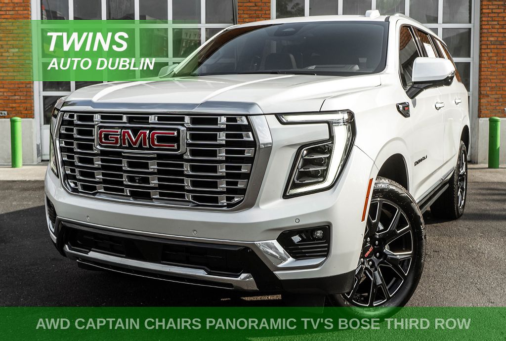 White Frost Tricoat 2025 GMC Yukon SUV / Crossover Four-Wheel Drive 