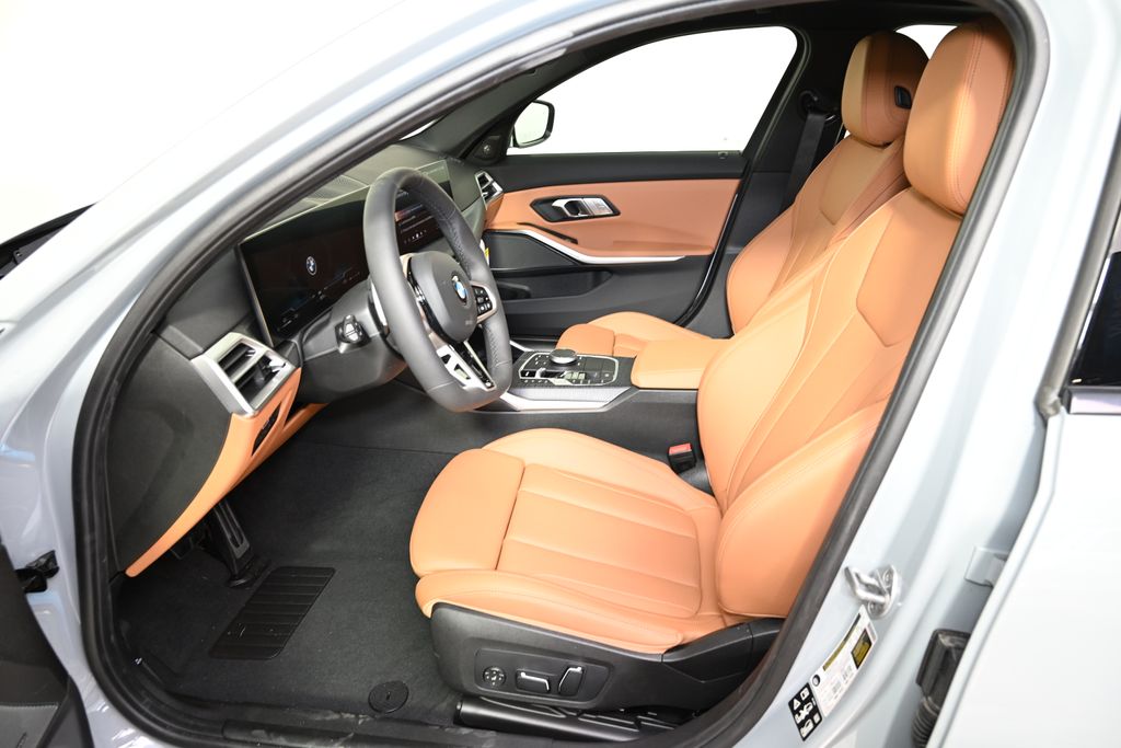 Thumbnail: 2025 BMW 3 Series - 14