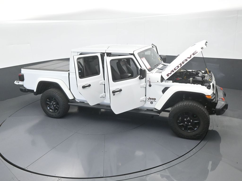 Used 2022 Bright White Clearcoat Jeep Mojave image 77