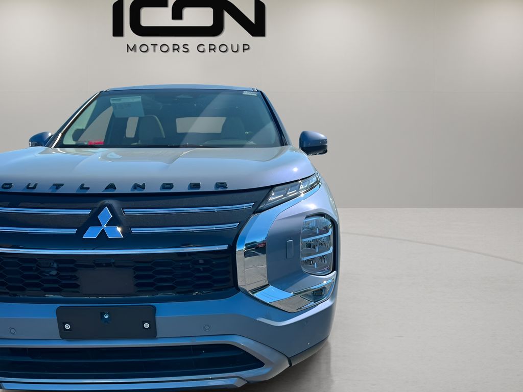 New 2026 Mitsubishi Outlander PHEV SUV