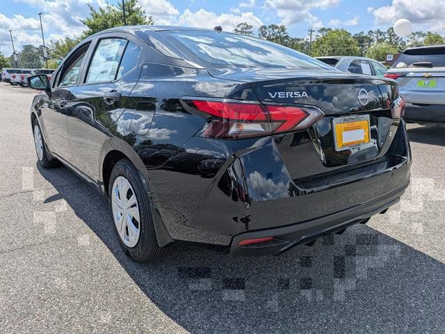 New 2025 Nissan Versa Sedan