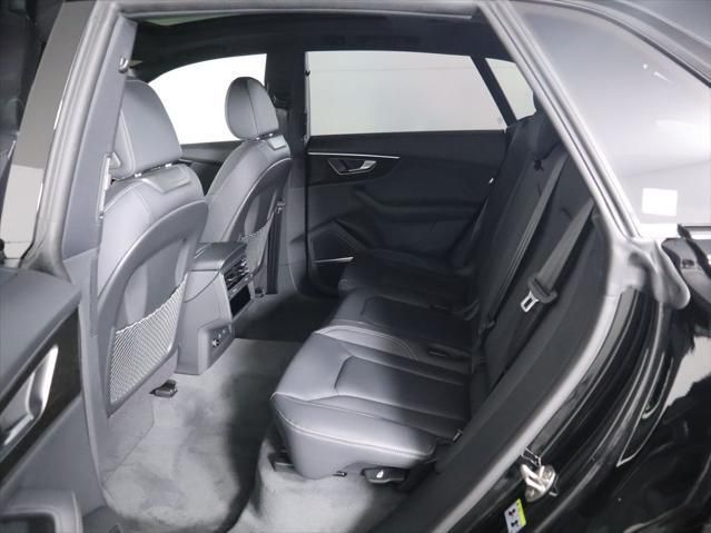 Thumbnail: 2026 Audi Q8 - 23