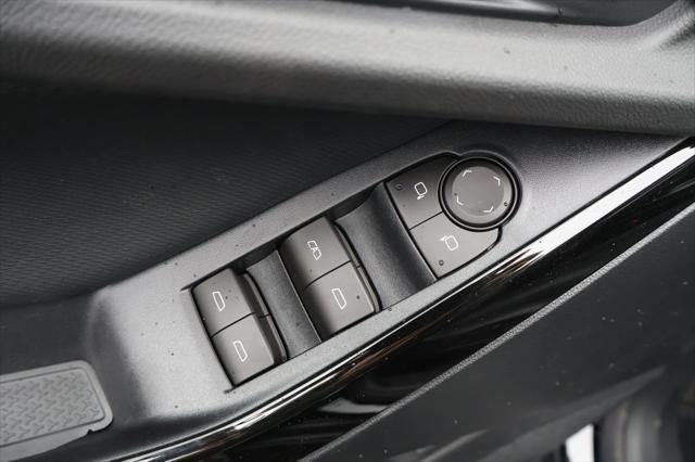 Thumbnail: 2026 Chevrolet Equinox - 18