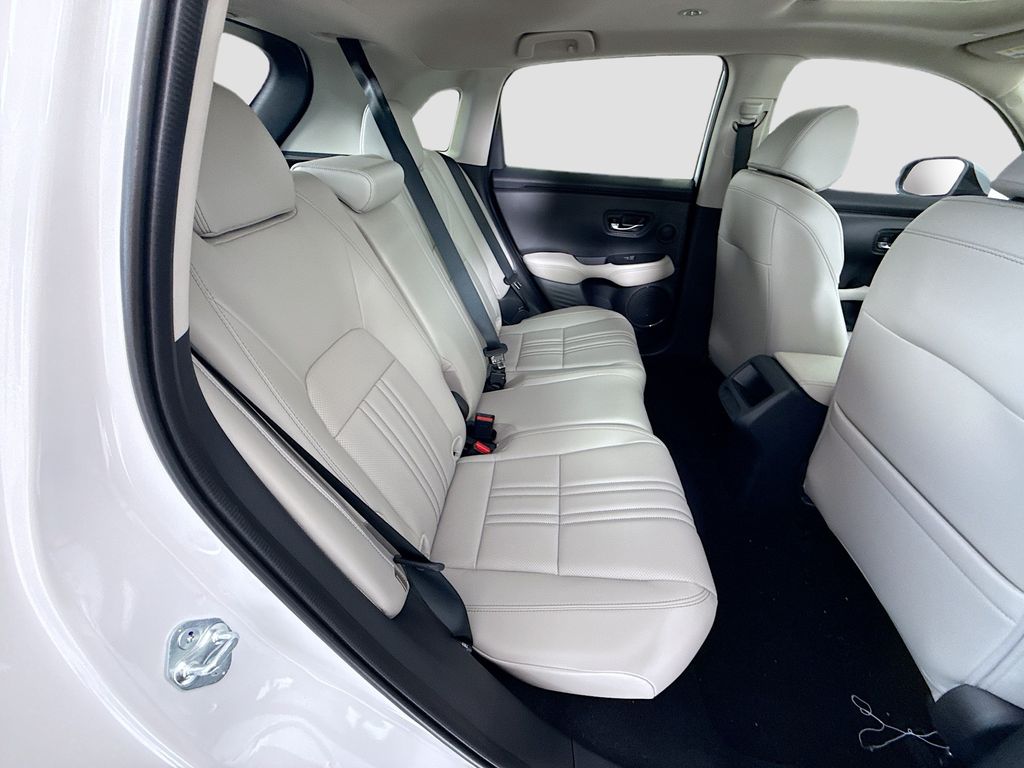 Thumbnail: 2027 Honda HR-V - 22