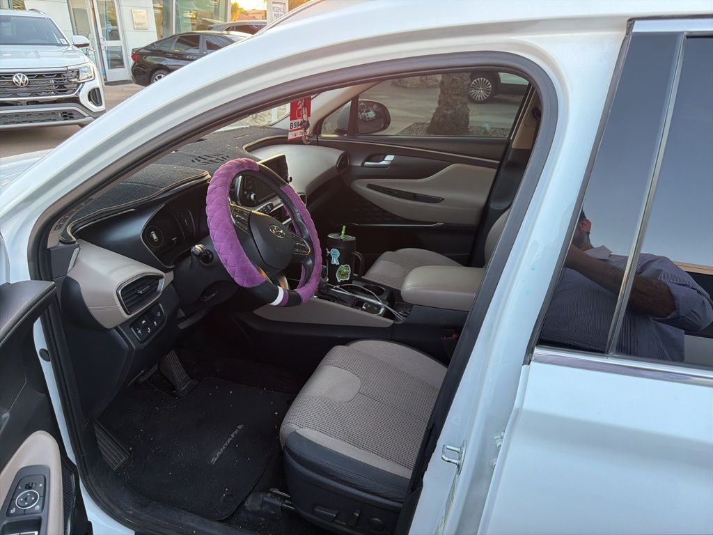 Thumbnail: 2020 Hyundai Santa Fe - 4