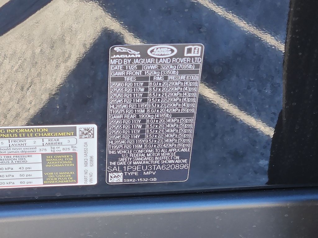 Thumbnail: 2026 Land Rover Range Rover Sport - 10