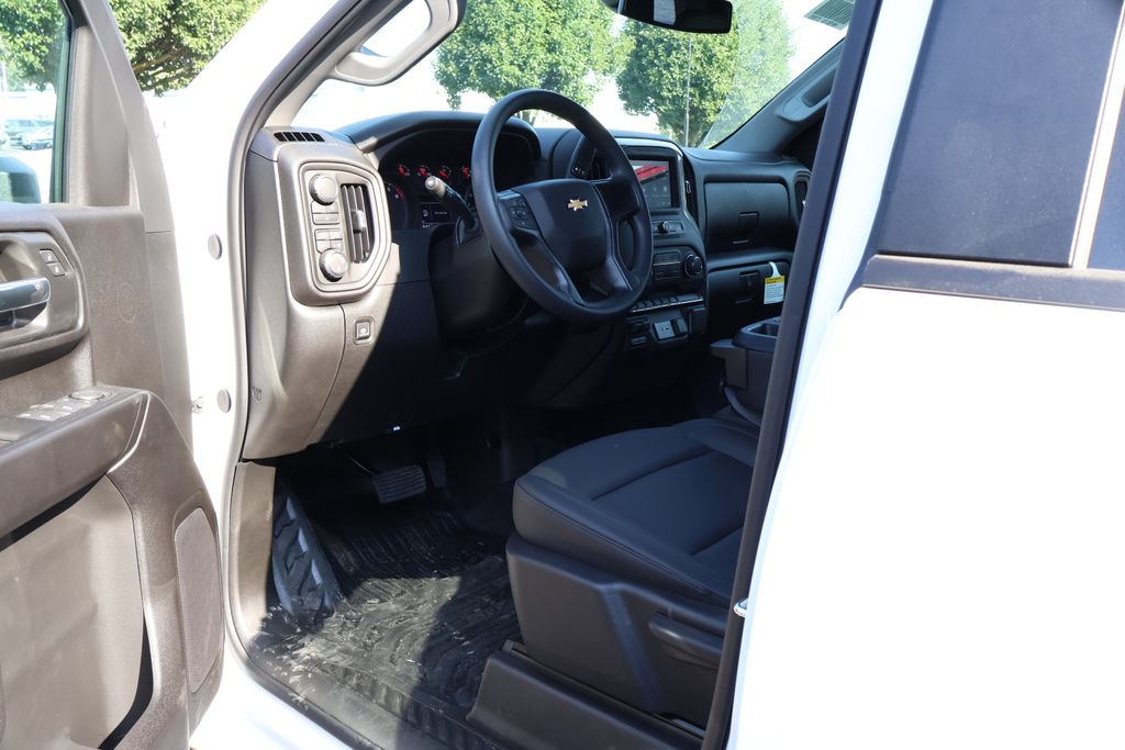 Thumbnail: 2025 Chevrolet Silverado 2500 - 12