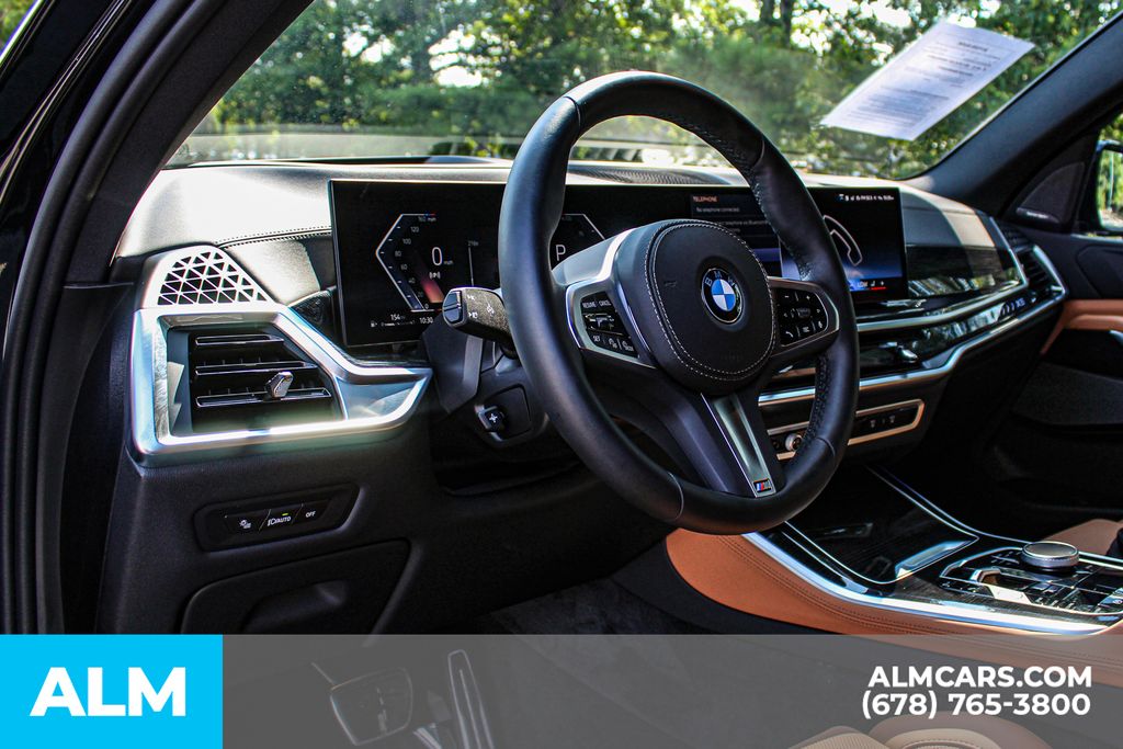 Used 2026 Black BMW sDrive40i image 33