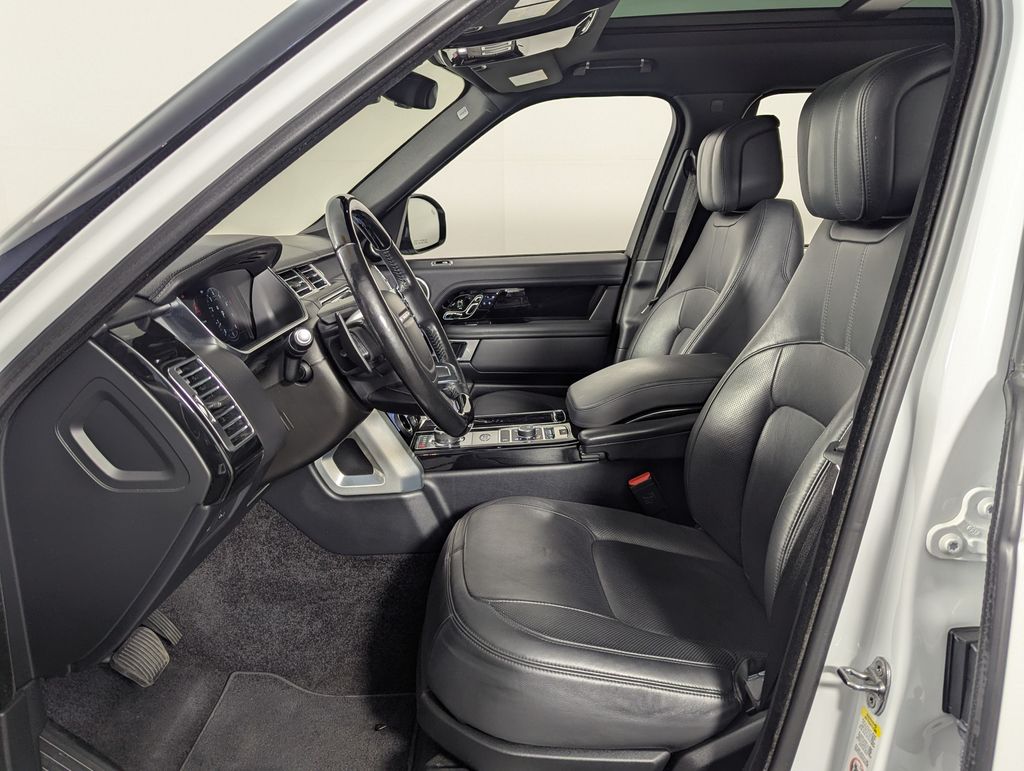 2018 Fuji White Land Rover Range Rover 5.0L V8 Supercharged 4X4 SUV