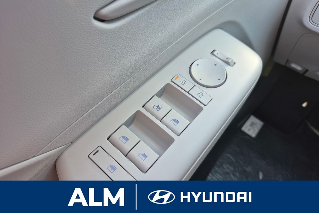 New 2027  Hyundai SE image 31
