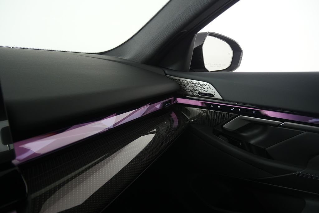 Thumbnail: 2027 BMW 5 Series - 26