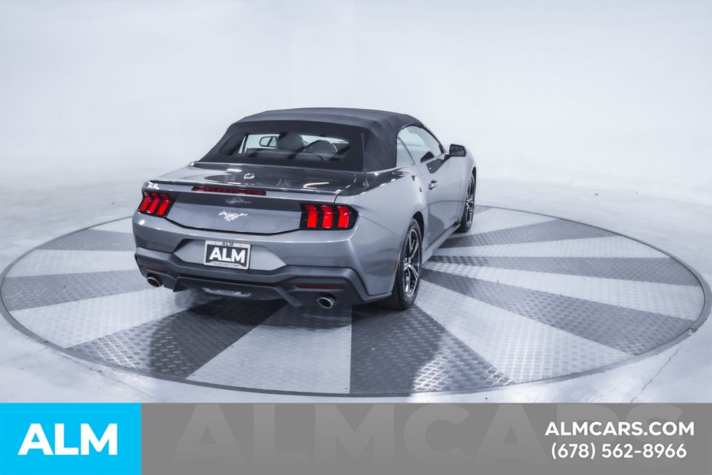Used 2024 Gray Ford EcoBoost Premium image 9