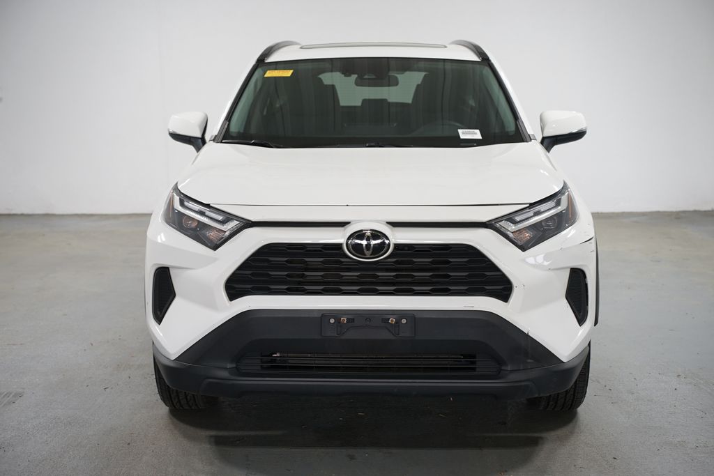 Thumbnail: 2022 Toyota RAV4 - 2