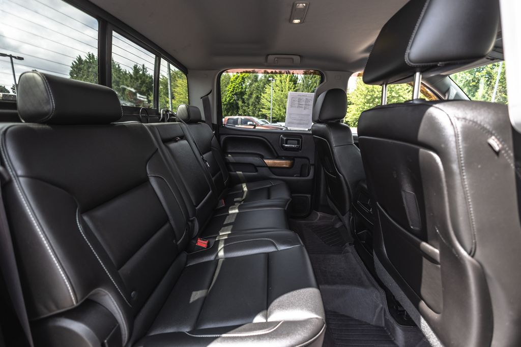 2015 Chevrolet Silverado 2500HD Built After Aug 14 LTZ thumbnail 34