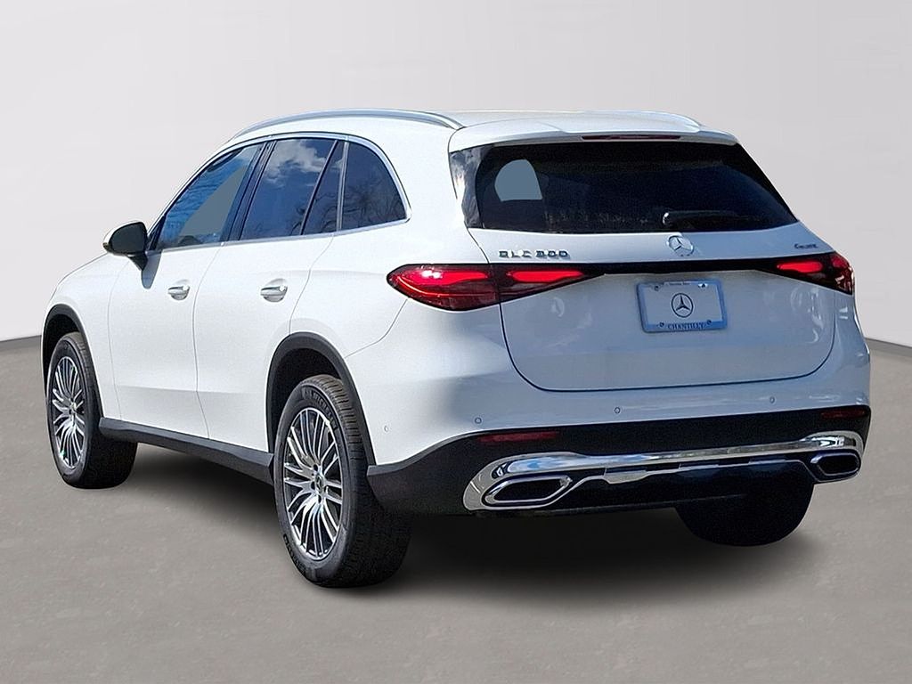 Thumbnail: 2025 Mercedes-Benz GLC - 4