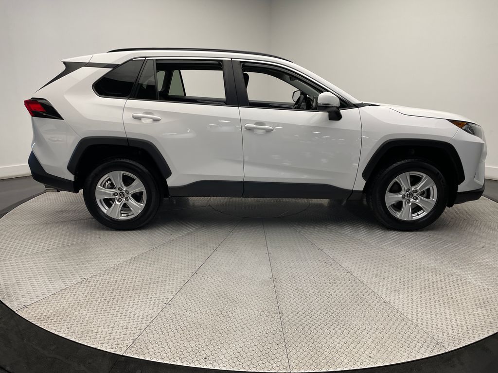 2021 Toyota RAV4 XLE 4