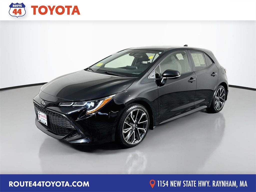 2022 Toyota Corolla Hatchback SE FWD