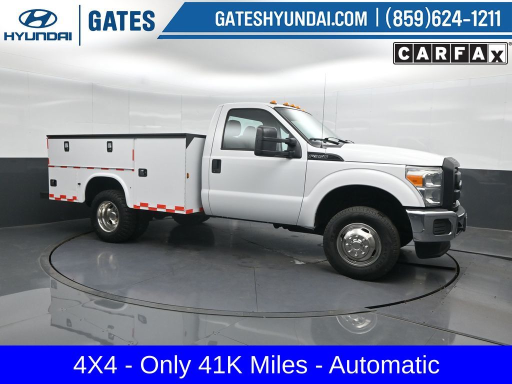Oxford White 2016 Ford F-350 Super Duty Chassis XL DRW 4WD Pickup Truck Four-Wheel Drive 6-Speed Automatic