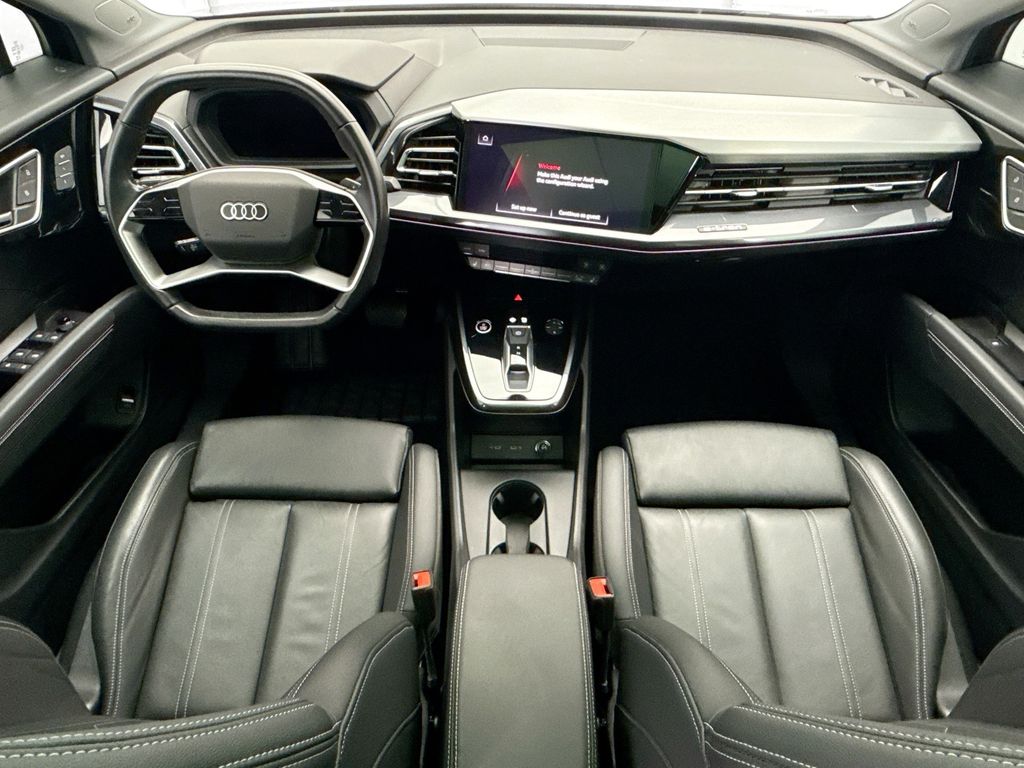 Thumbnail: 2023 Audi Q4 e-tron - 13