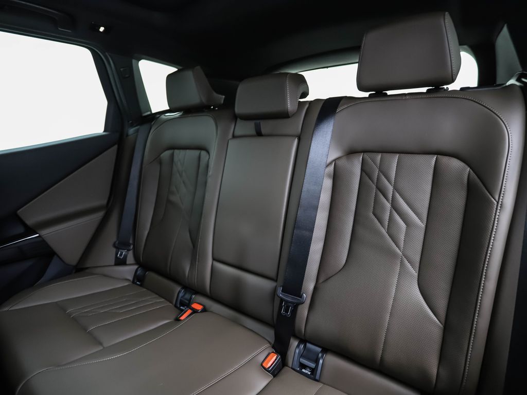 Thumbnail: 2026 BMW X3 - 23
