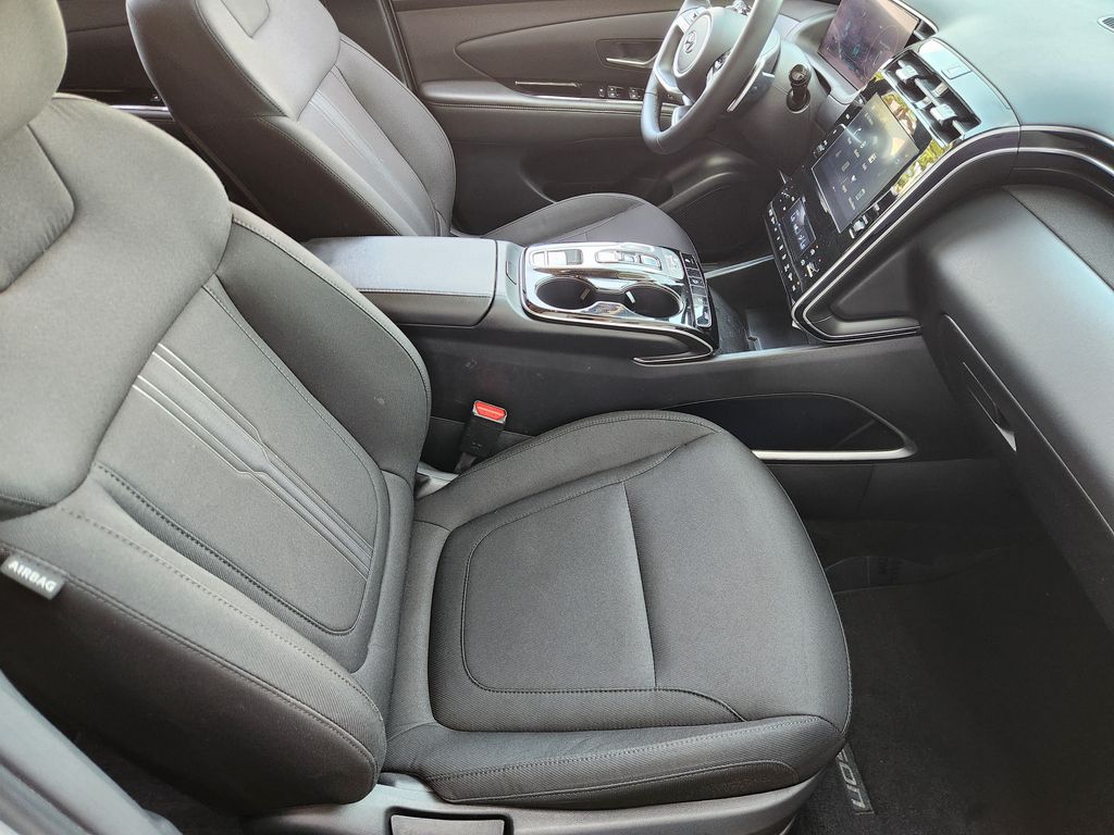 2022 Hyundai Tucson Hybrid SEL Convenience Silver at Baytown Hyundai