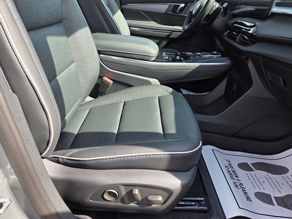 2026 Buick Enclave Sport Touring - Photo 39