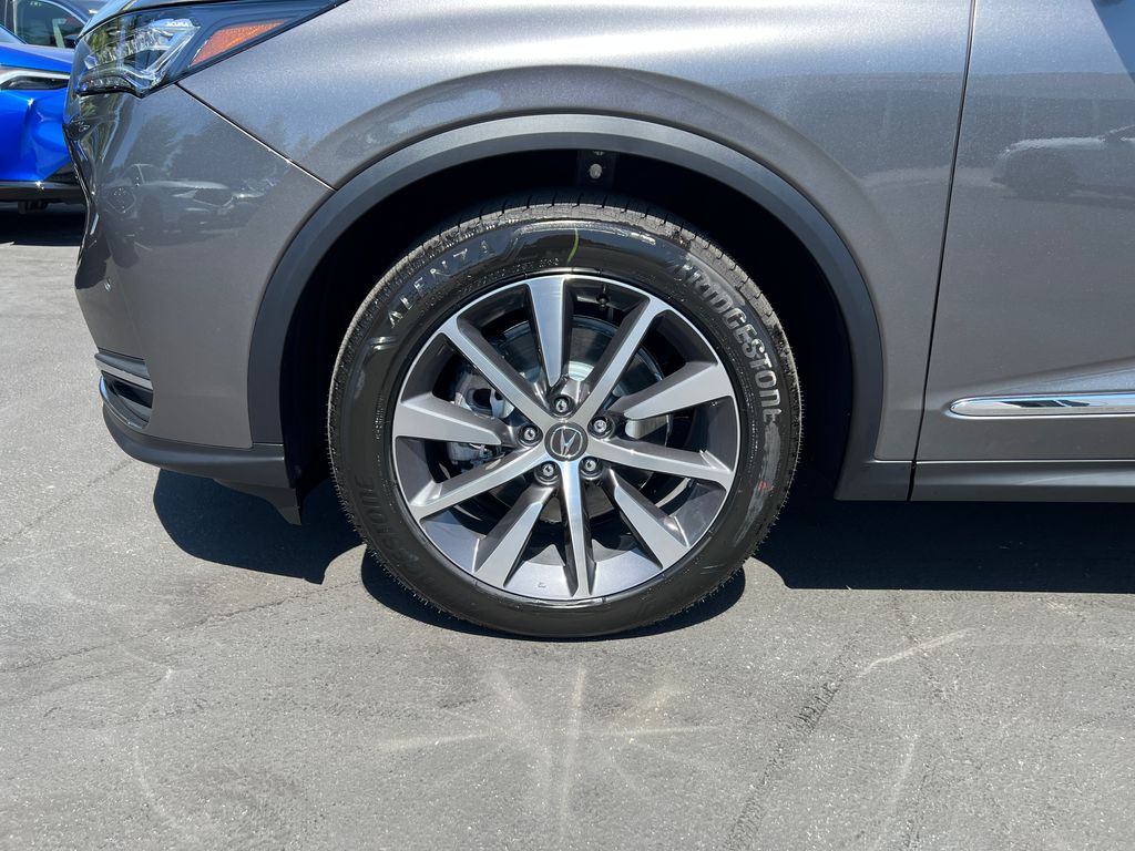 Thumbnail: 2026 Acura MDX - 5