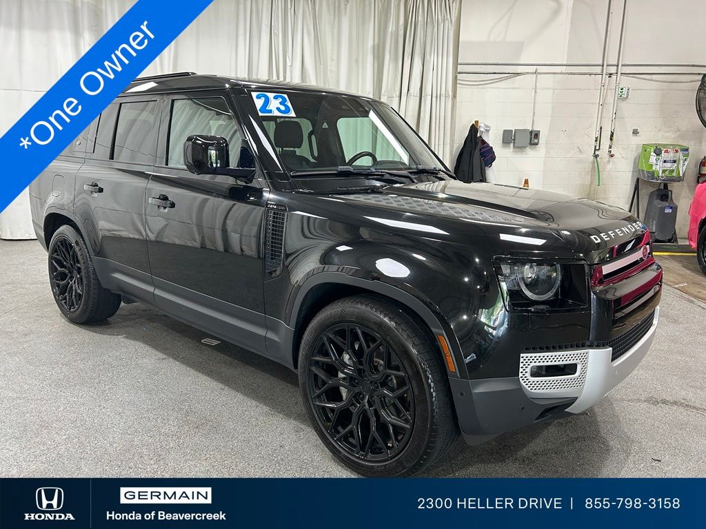 2023 Land Rover Defender 130 SE