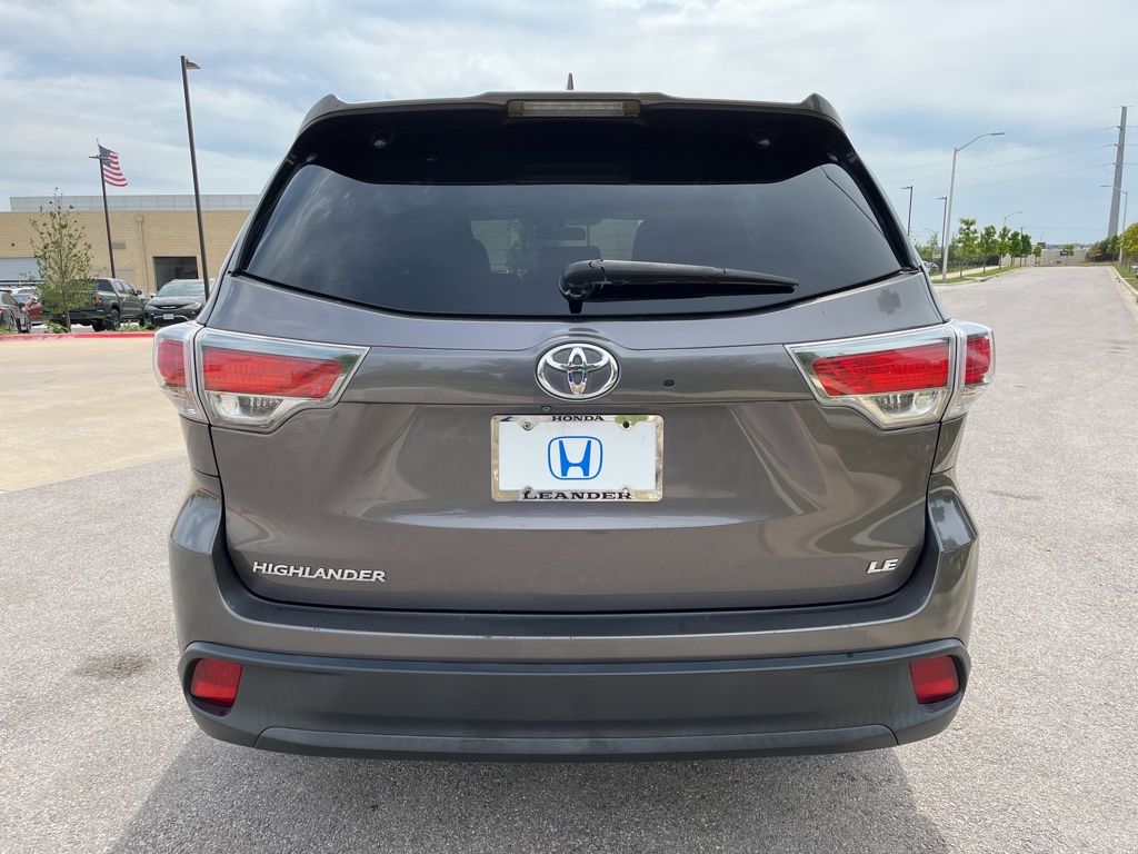 2015 Toyota Highlander  5