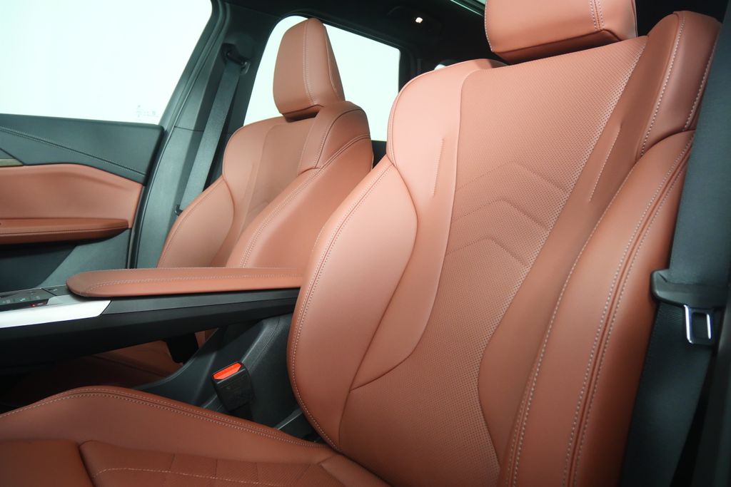 Thumbnail: 2026 BMW X1 - 10