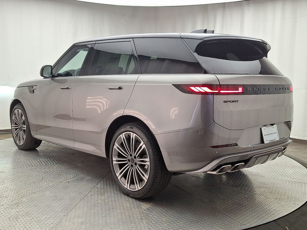 Thumbnail: 2026 Land Rover Range Rover Sport - 4