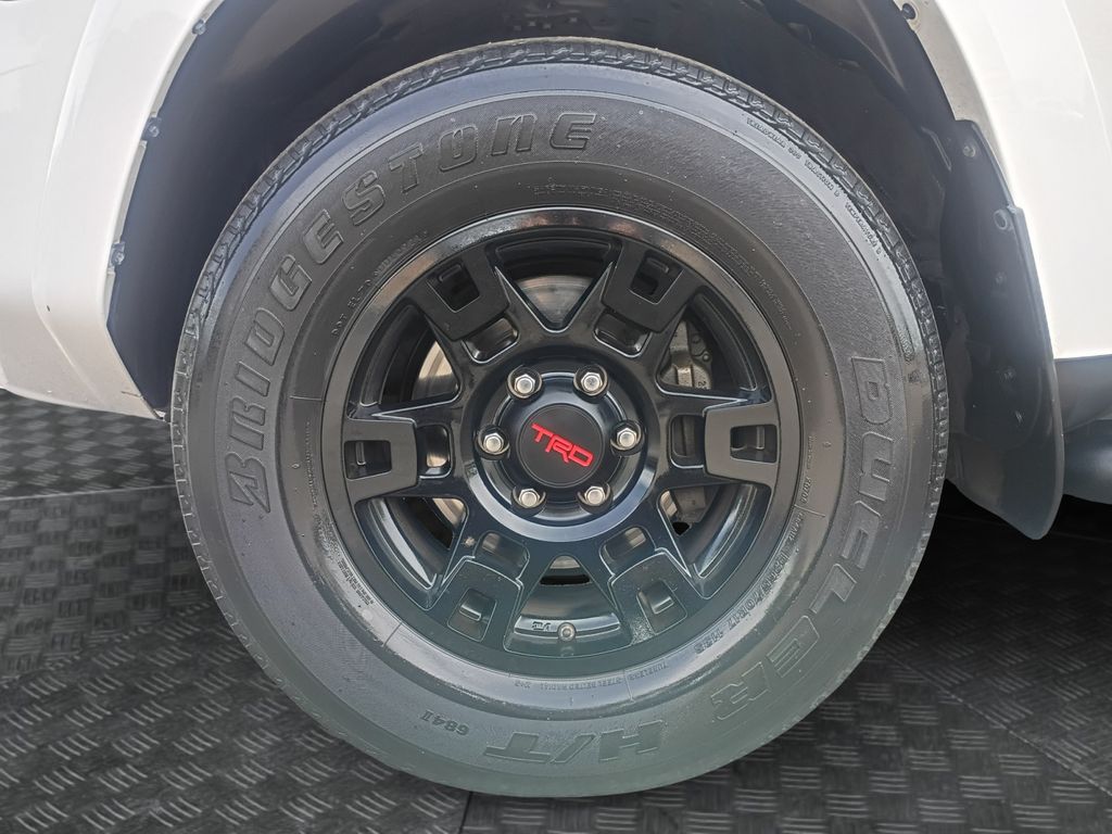 Used Car 2021 Toyota 4runner  Sr5 For Sale Under $30,000 In Austin, Texas