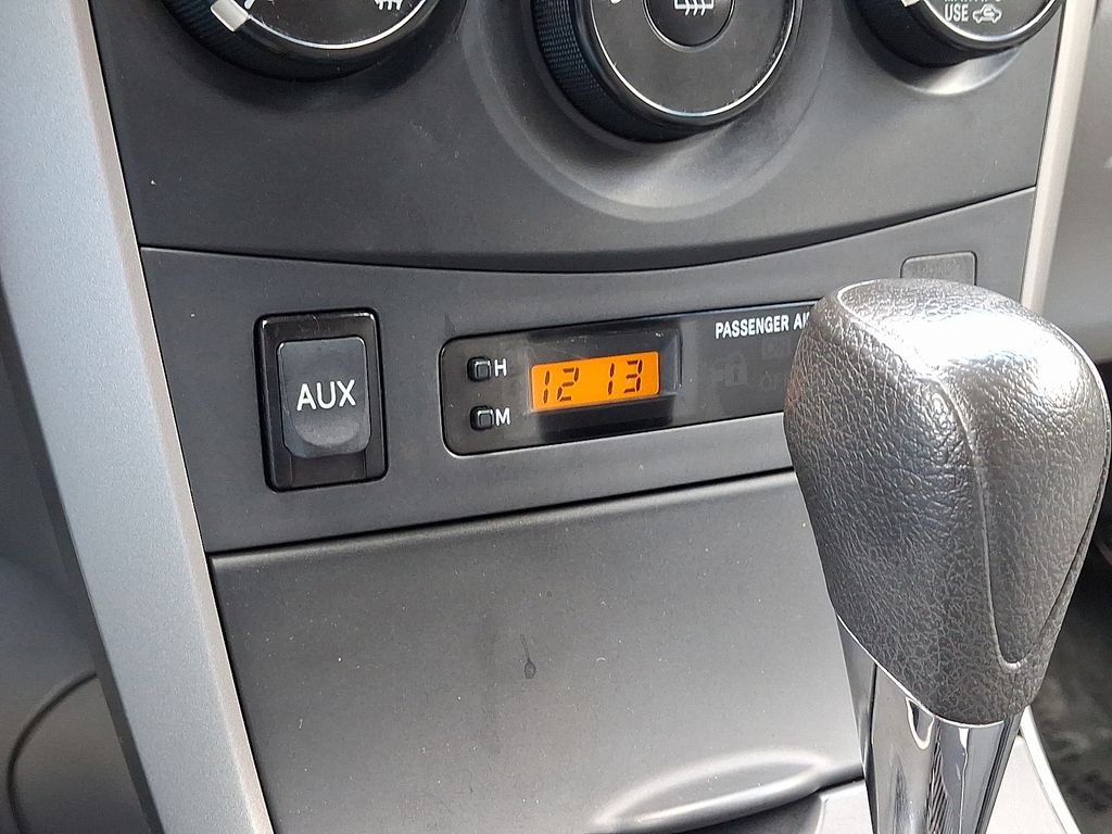 Thumbnail: 2010 Toyota Corolla - 15
