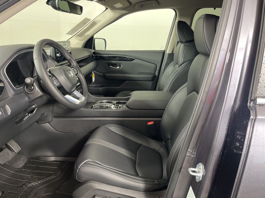 Thumbnail: 2025 Honda Pilot - 22