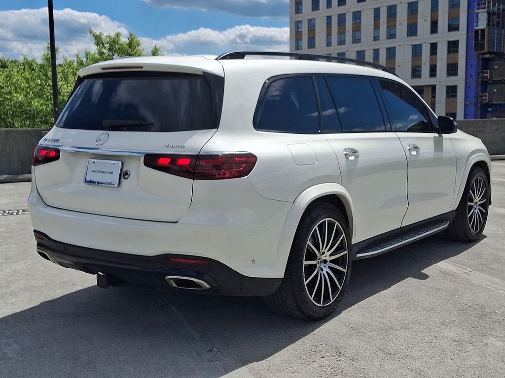 Thumbnail: 2024 Mercedes-Benz GLS - 8