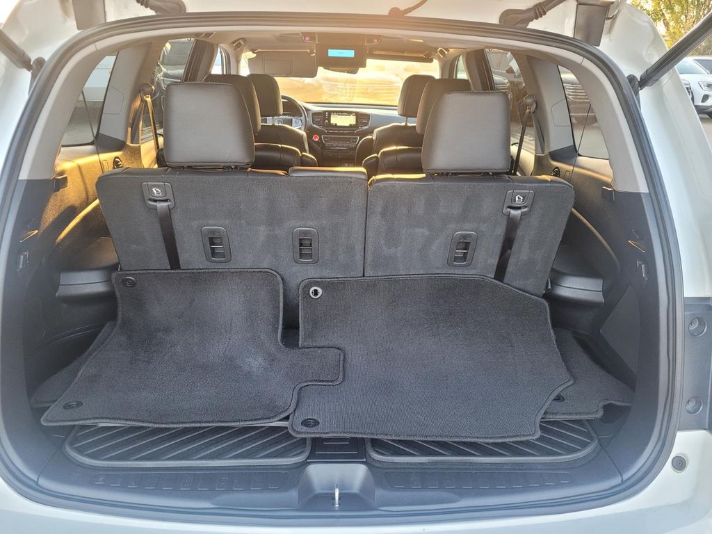 used 2020 Honda Pilot car, priced at $19,600